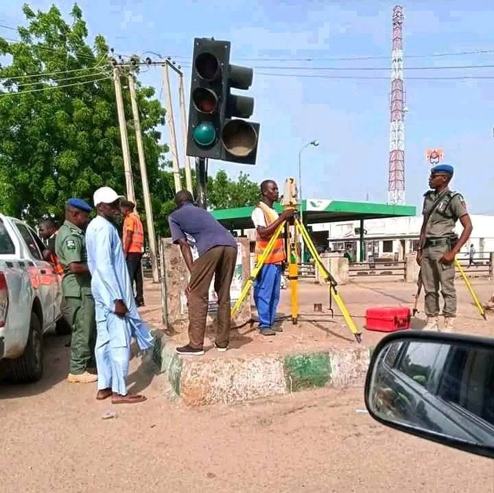 ShettimaDogo's tweet photo. Preliminary works begin for the construction of @ProfZulum's fourth fly over in Maiduguri Metropolitan Council. https://t.co/yfvnVQnW1b
