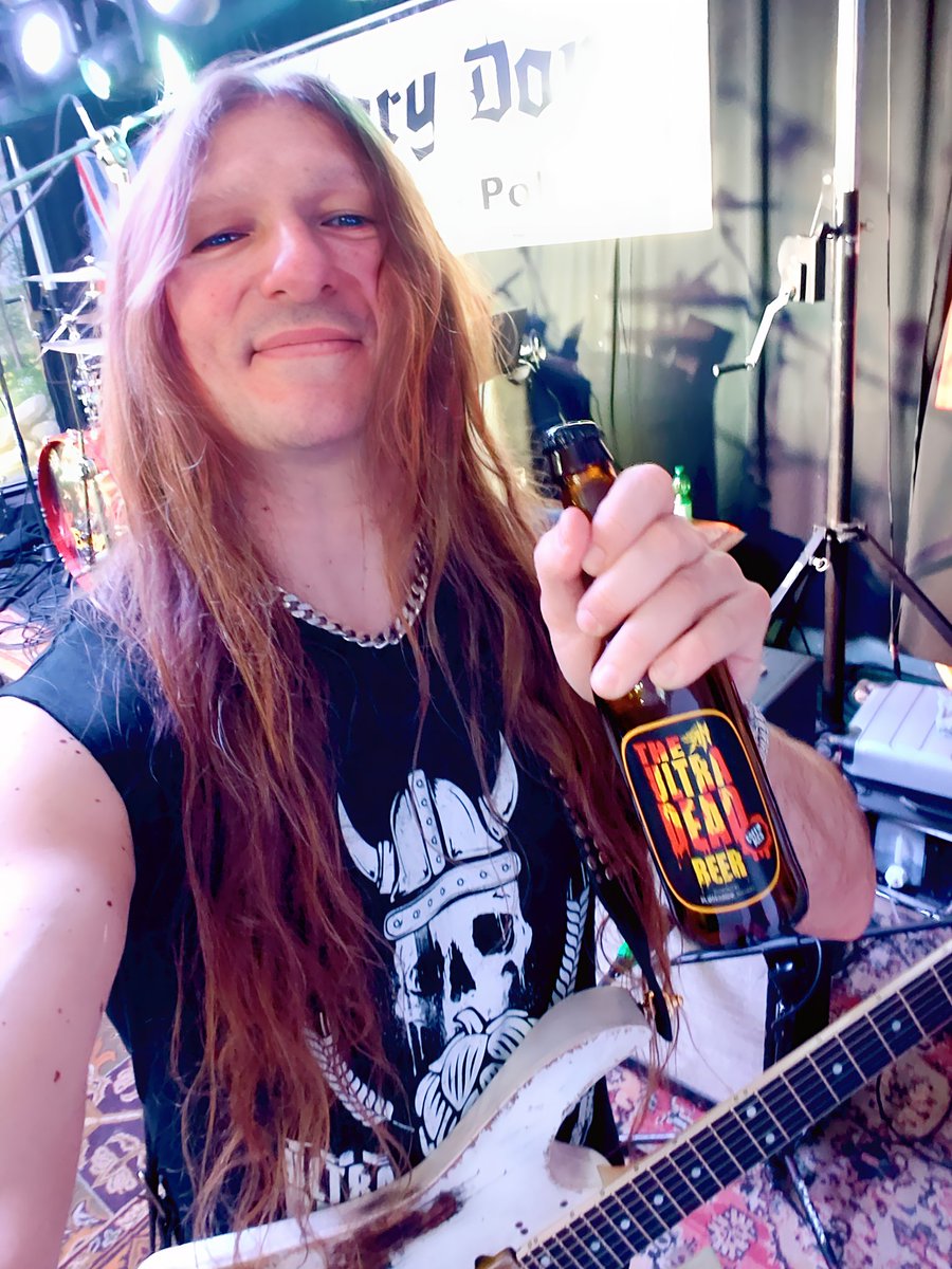 Andy Martongelli (@andymartongelli) on Twitter photo Sipping my favorite ๐ป๐ป @plotegher_beer #ultradeadbeer and rockin' Europe! Life is good ๐ช๐ธ๐ฅ๐ป๐บ๐๐ฃโก๐ง๐ง  #basswarriortour Sipping my favorite ๐ป๐ป @plotegher_beer #ultradeadbeer and rockin' Europe! Life is good ๐ช๐ธ๐ฅ๐ป๐บ๐๐ฃโก๐ง๐ง  #basswarriortour