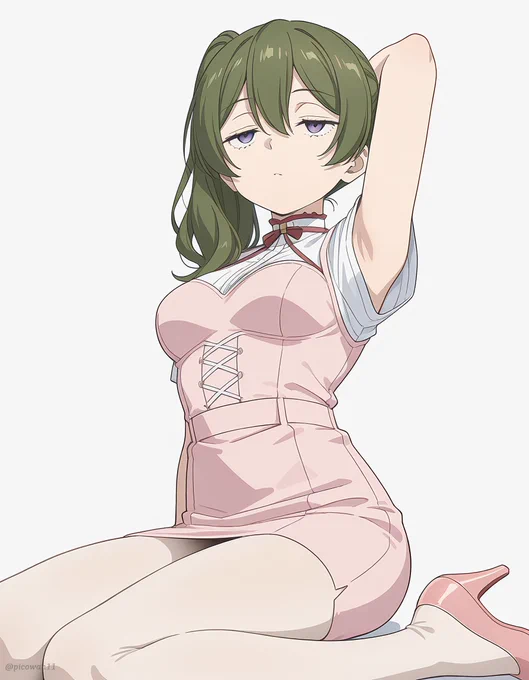 Übel in pink suitピンクスーツのユーベル 