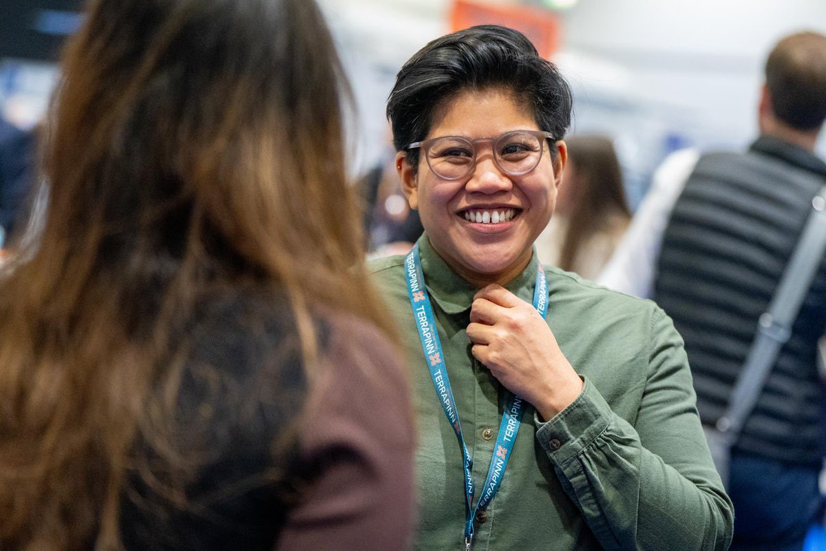 AdTherapiesConf's tweet photo. Meet the Start-Ups Session is Underway! 
 
Head over to the Start-Up Zone in the center of the exhibition hall to connect with pioneering start-ups revolutionizing cell and gene therapy.

#adtherapies https://t.co/6tn7CFXerY