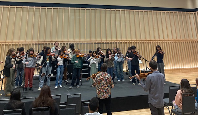 fwcs_ccr's tweet image. Last week, our “b” instrumental students had the opportunity to experience the Pearl Street Art Center to see the Ariel String Quartet perform.    #fwcs #ccr @ArielQuartet