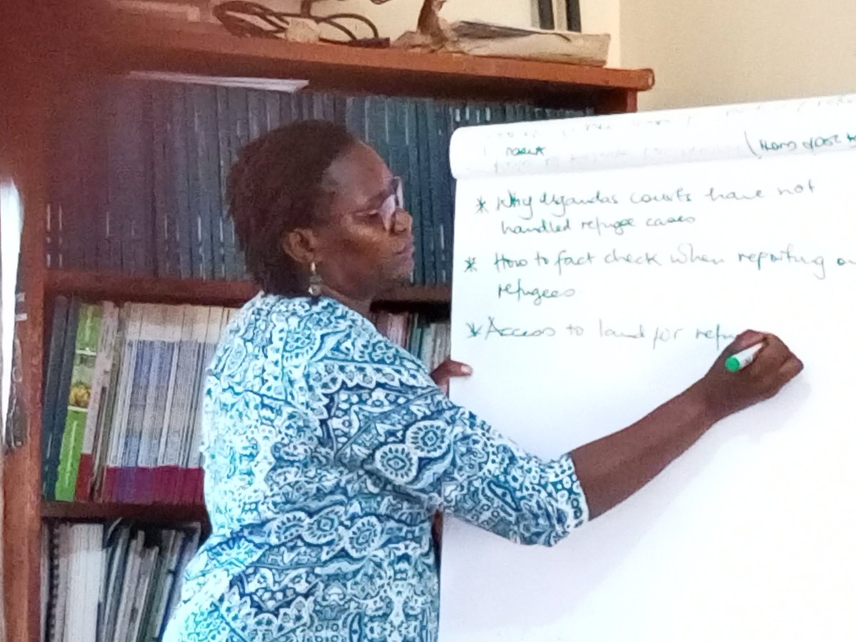 tonnyojok56's tweet photo. Section of journalists from gulu city receives a two days training organized by Refugee Law Project on independent media in relations to reporting on Refugee rights with relations to the host community. https://t.co/iufmXe0rR5