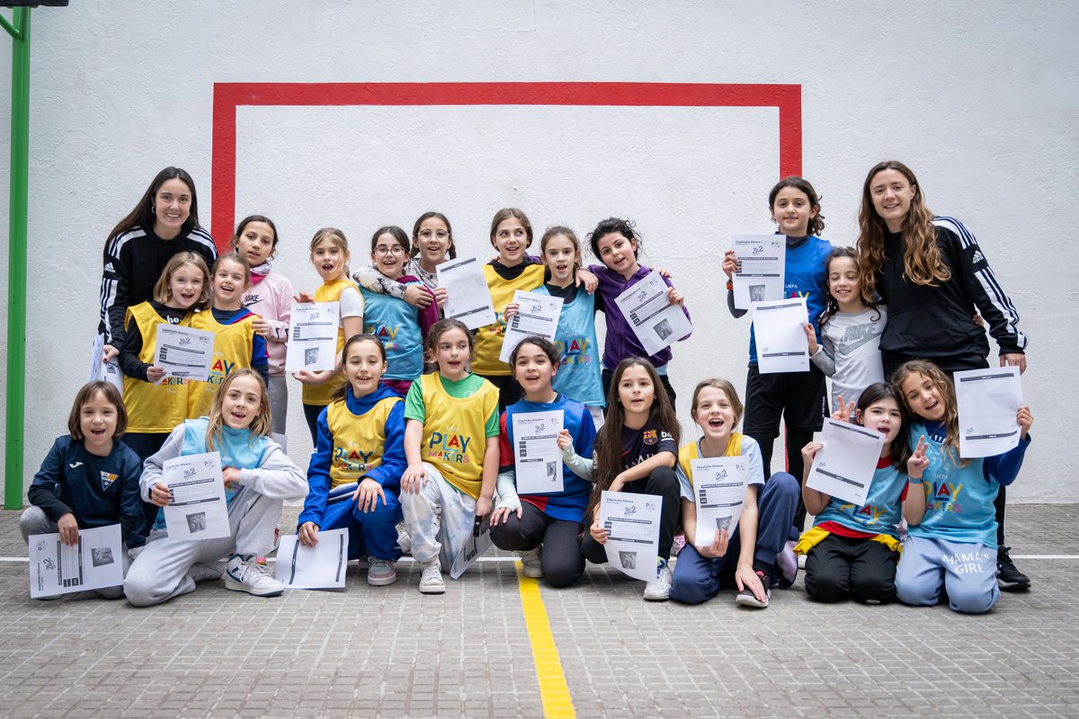 ⚽️ Tret de sortida a la tercera edició del Projecte ‘𝐏𝐥𝐚𝐲𝐦𝐚𝐤𝐞𝐫𝐬’ de la <a href="/UEFA/">UEFA</a> 

🏫 L' <a href="/escolaelpilar/">Escola El Pilar</a> i <a href="/EscolapiesFIG/">Escolàpies Figueres</a> participen a la iniciativa de <a href="/Disney/">Disney</a> i la <a href="/rfef/">RFEF</a> per introduir el futbol i futbol sala a les nenes entre 5⃣ i 8⃣ anys

🔗📸 Tots els detalls i les