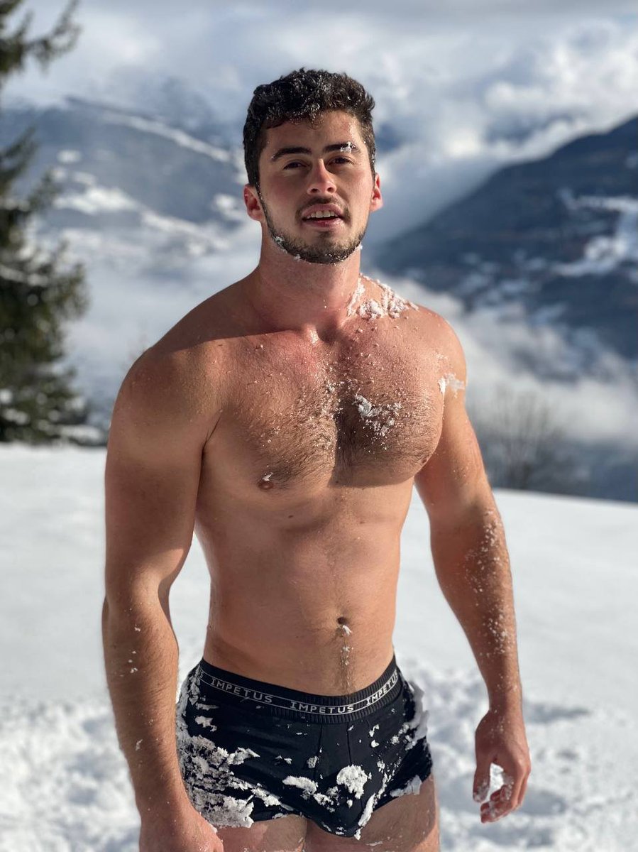 say 'pls' to receive a surprise photo