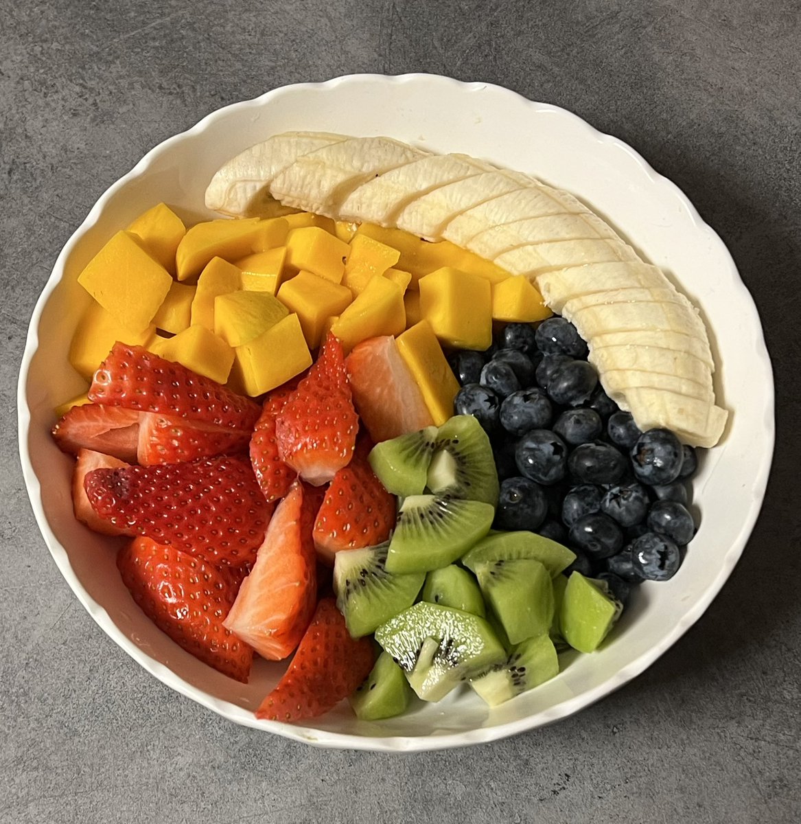 balqysna's tweet image. sometimes you really just need a big bowl of fruits