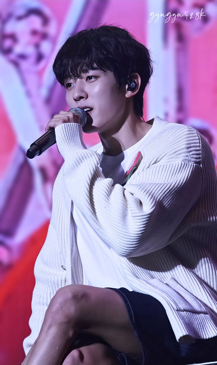 ☺️이성열

𝐿𝑖𝑚𝑖𝑡𝑒𝑑 𝐸𝑑𝑖𝑡𝑖𝑜𝑛 𝑖𝑛 𝑀𝑎𝑐𝑎𝑢🇲🇴
𝐷𝐴𝑌 𝟸 𝟷𝟸/𝟷/𝟸𝟶𝟸𝟻