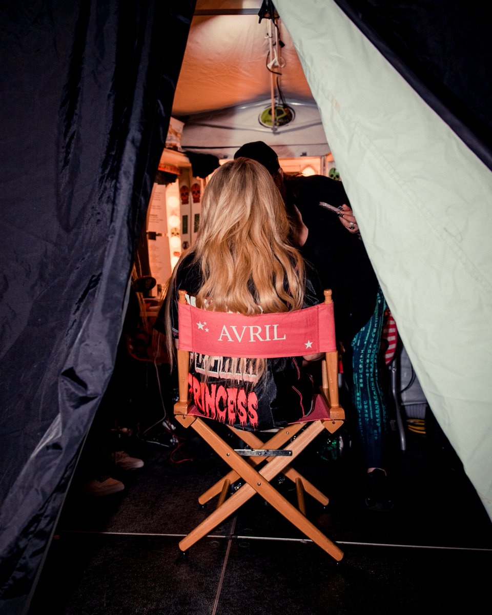 “I’m still thinking about that summer… when we had each other” 💚🧡❤️💙 Who’d want to hear a new song before the tour?