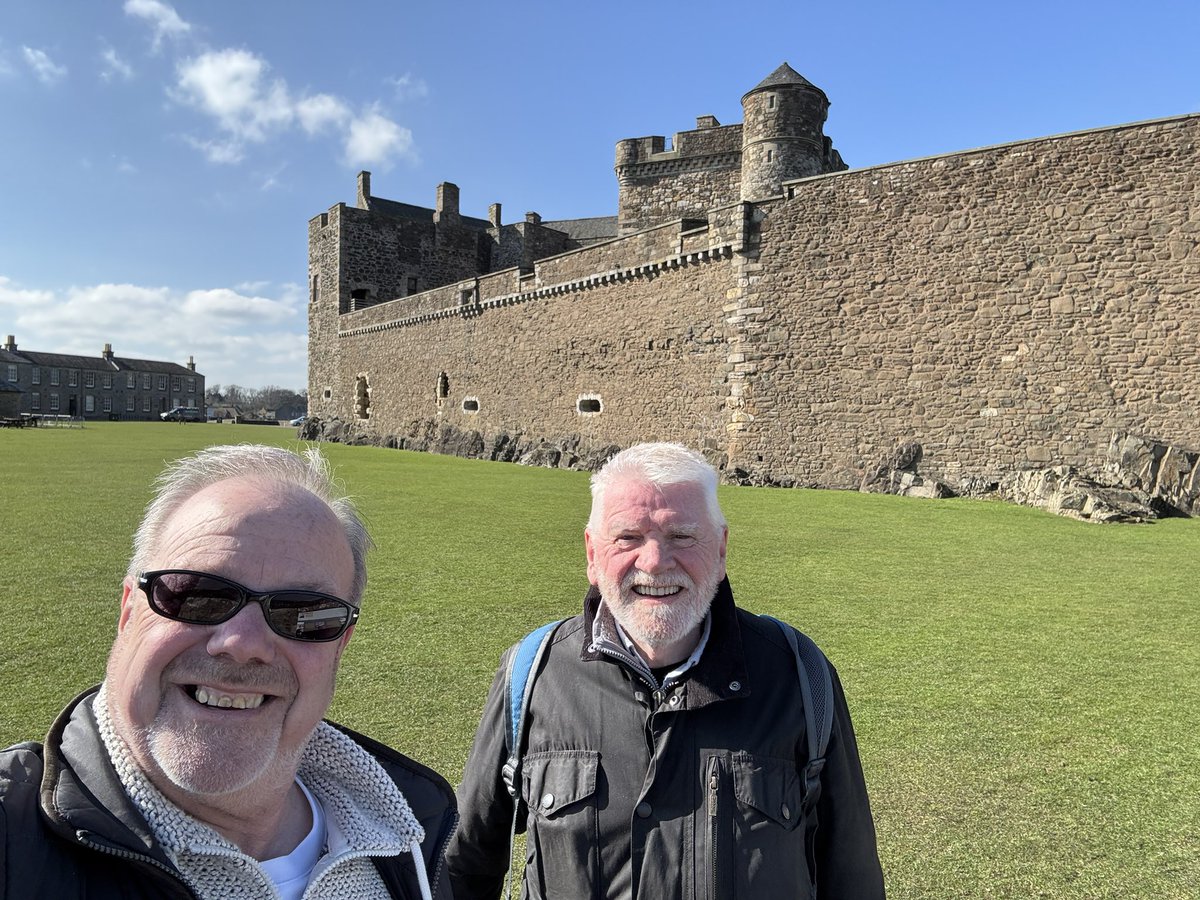 IMcLaughlan's tweet photo. @JamesA_Duffy @YouthScotland Just like today Jim 😎 https://t.co/izG0LOXZ2c
