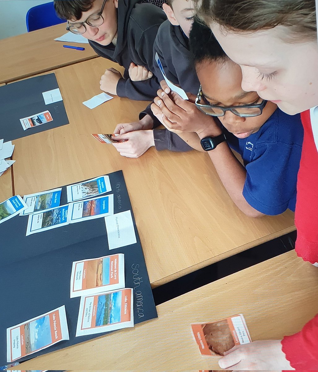 LHoughtonPrimary tweet media