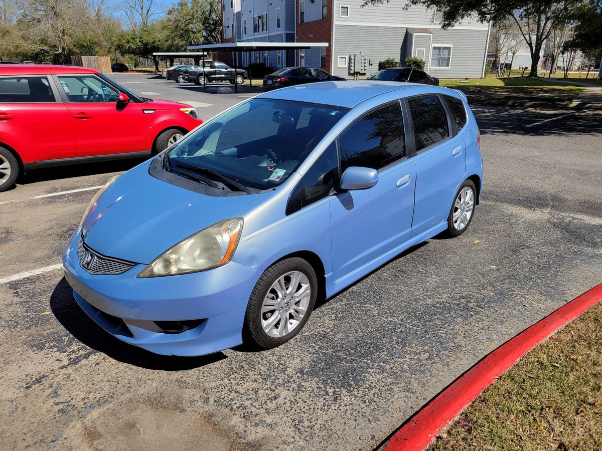 Hoppin' n Chompin' tweet media