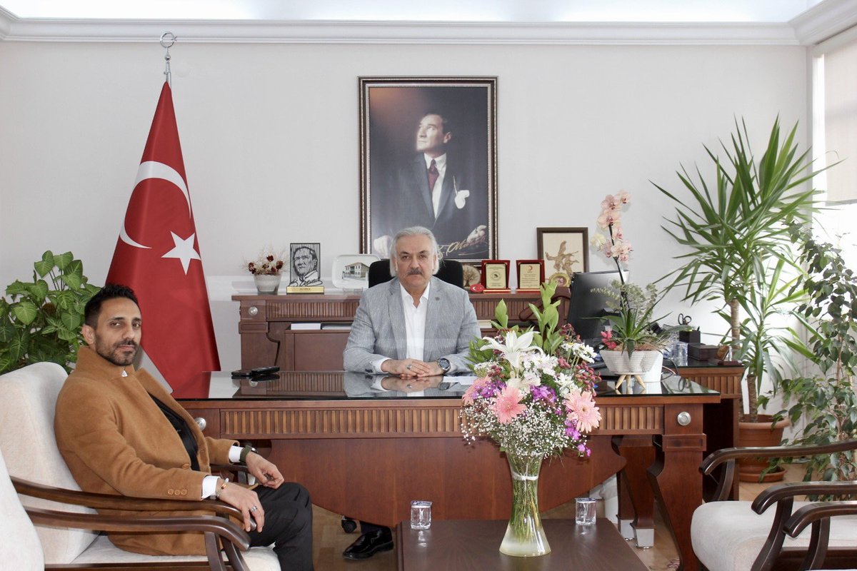 Aydın Söke Roman Saha Koordinatörü Sayın Erman KARAYAĞIZ,

Kaymakamımız Sayın <a href="/_AliAkca_/">Ali Akça</a>’ya ziyarette bulundu.