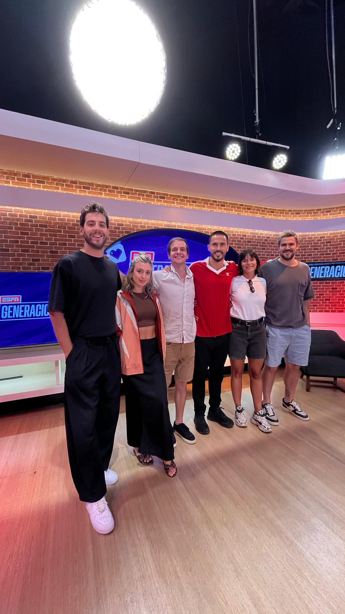 De lunes a viernes hacemos Generación F de 17 a 18hs con este grupo hermoso 🫶🏼
Los esperamos en <a href="/ESPNArgentina/">ESPN Argentina</a> y <a href="/disneyplusla/">Disney+ Latinoamérica</a> 🫡