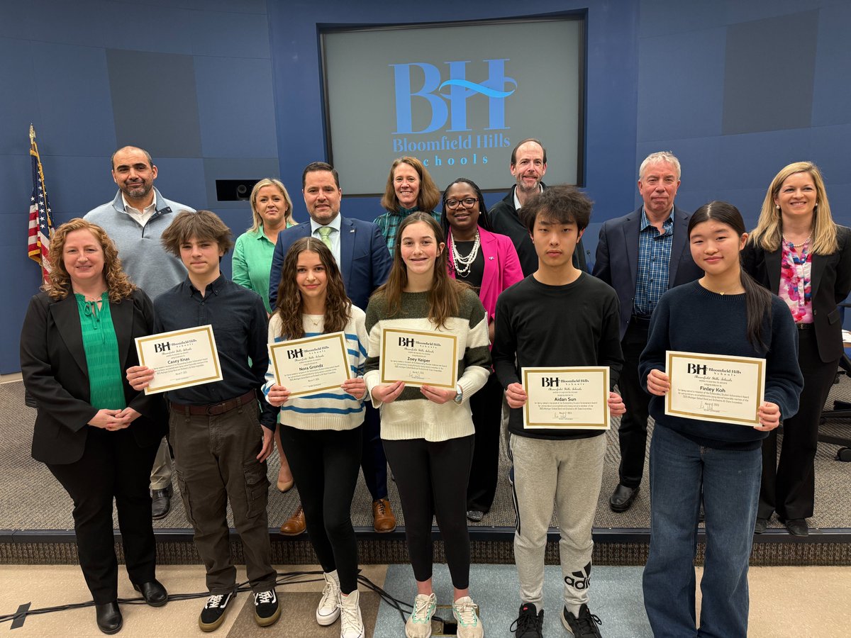 At the Bloomfield Hills Schools Board of Education meeting on Monday, March 17, we had the privilege of recognizing outstanding students and staff for their incredible achievements- All State ensembles, Teachers of the Year, and Distinguished Service Award winners 🌟!