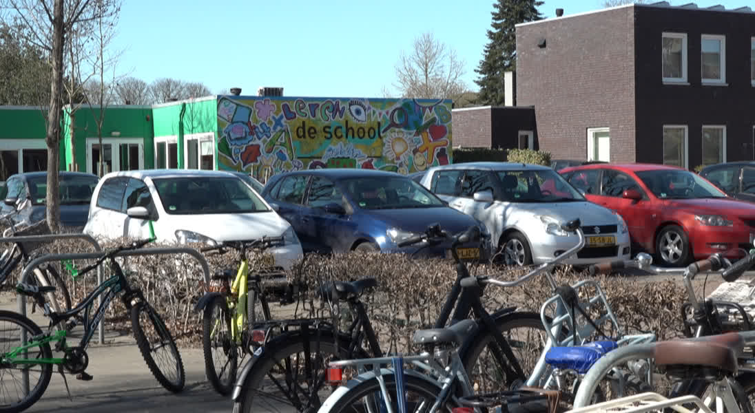 Groener plein en veiligere weg rondom Maasbreese school
omroeppenm.nl/nieuws/nieuws/…