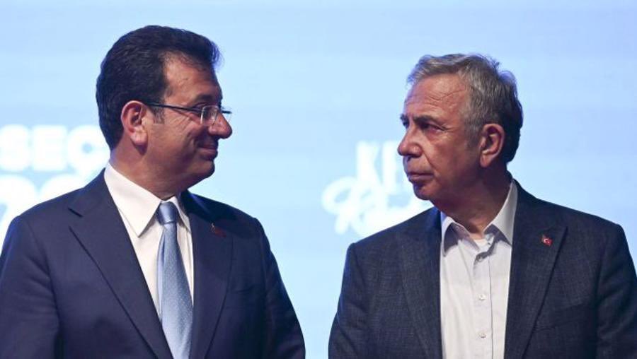 Mansur Yavaş:

(İmamoğlu’nun diplomasının iptal edilmesi)

“Cumhurbaşkanlığı adaylığımı günü gelince değerlendireceğim” kararımı, bu hukuksuzluk ortadan kalkana kadar askıya alacağımı kamuoyuna ilan ediyorum.