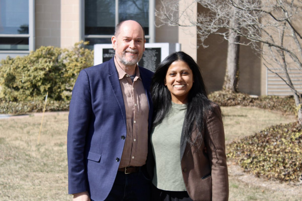 HaubEnviroLaw's tweet image. .@HaubEnviroLaw was honored to host Matthew Baird, Dir. @arielaw_asia, for a guest lecture @HaubLawatPace. With 30+ years in #environmentallaw & ESG, he provided a global legal perspective on emerging challenges & the evolving landscape of envtl governance to our students.
