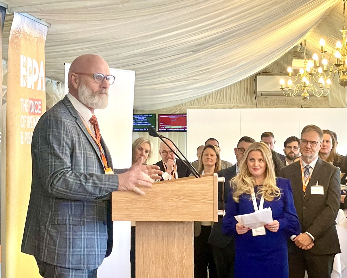 anke_monestel's tweet photo. @VisitEnglandBiz Director Andrew Stokes talking about our wonderful #aTourismSuperstars at the @tourismsvoice reception in Parliament for #EnglishTourismWeek25. If you haven’t yet voted for YOUR Tourism Superstar, please do so now: https://t.co/Aw4TP546Vw https://t.co/ILG8wkU3bZ