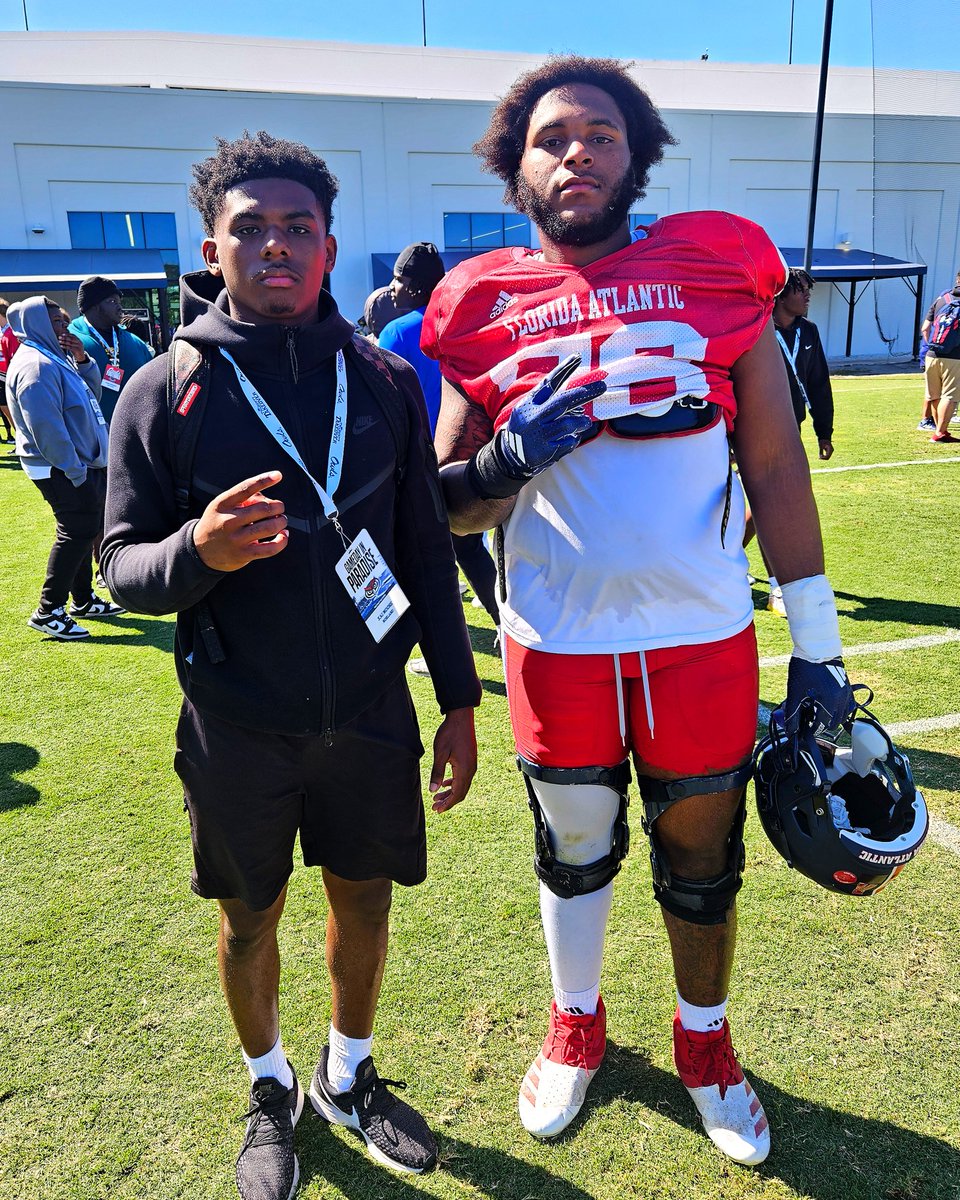 Watched fam at <a href="/FAUFootball/">Florida Atlantic Football</a> ball today. <a href="/JADECARD11/">Jade card</a>  <a href="/DaughtryRichar/">Daughtry ”DRICH” Richardson</a>