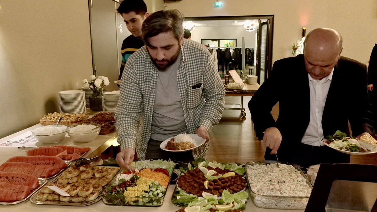 Panningen schuift aan voor buurtiftar tijdens ramadan
omroeppenm.nl/nieuws/nieuws/…