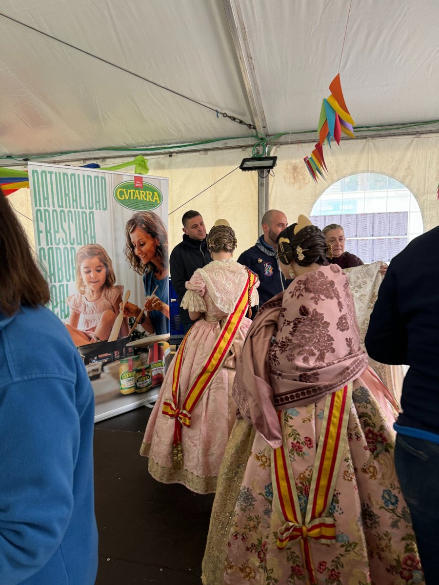 Ayer estuvimos en Las Fallas haciendo una degustación de producto junto a @fallalanova 🤩 

¡Fue un verdadero placer estar ahí junto a todos vosotr@s! 

Muchas gracias por la experiencia 💚