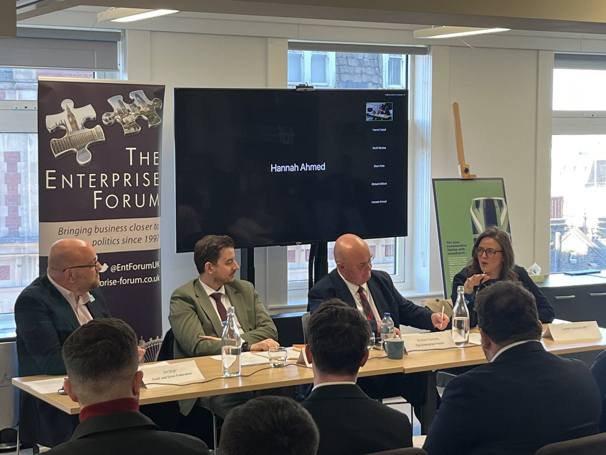 EntForumUK's tweet image. This afternoon we were delighted to welcome @mike_reader and Lauren Edwards MP to our business discussion on achieving growth with @EntForumUK members. Thank you also to @Foodanddrinkfed for kindly hosting.