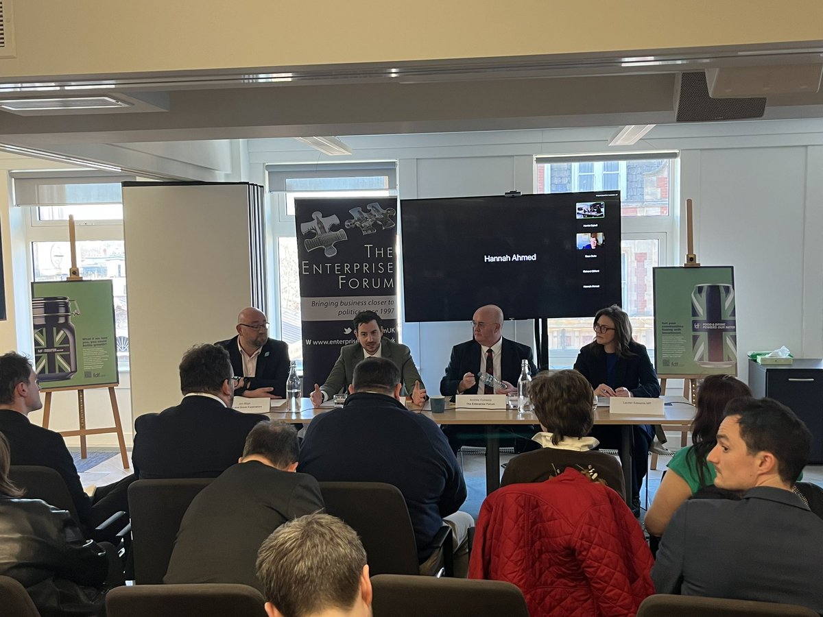 EntForumUK's tweet image. This afternoon we were delighted to welcome @mike_reader and Lauren Edwards MP to our business discussion on achieving growth with @EntForumUK members. Thank you also to @Foodanddrinkfed for kindly hosting.