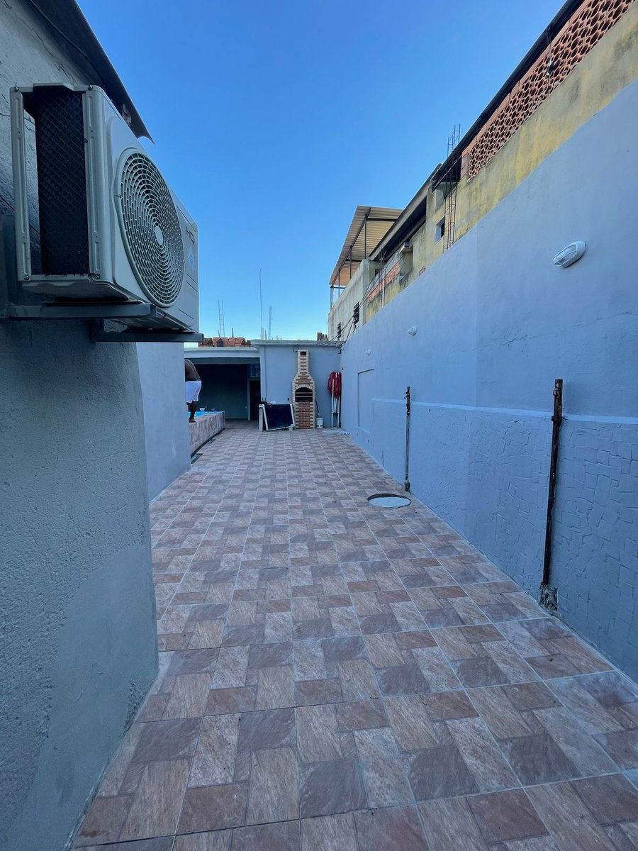 JeanThayson's tweet photo. ESPAÇO INVICTO
LOCAL: RUA AREQUIPA 28 ROCHA MIRANDA
SOMENTE ALUGUEL!
TELEVISÃO (ACESSO A GLOBLOPLAY E NETFLIX)
SOM
WI-FI
MESAS E CADEIRAS
CHURRASQUEIRA
PISCINA
COZINHA (COMPLETA)
BANHEIROS MASCULINO E FEMININO
⚠️ agende sua data com o sinal de 50%⚠️ PRECINHO BOM VEM🥳 https://t.co/79QZh2Kkyi