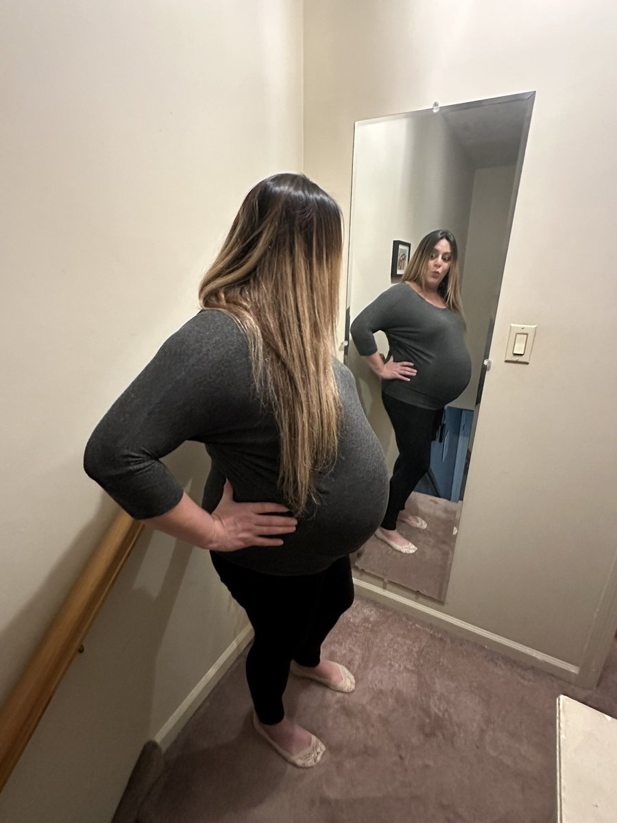 I look like a Metaton! 🤣😅 

Surprise for those of you that didn’t know!  I’m in the process of minting 2 mini Halo’s 1-1! 

This is the reason why I’ve been taking a break! 🥹

#mom2be