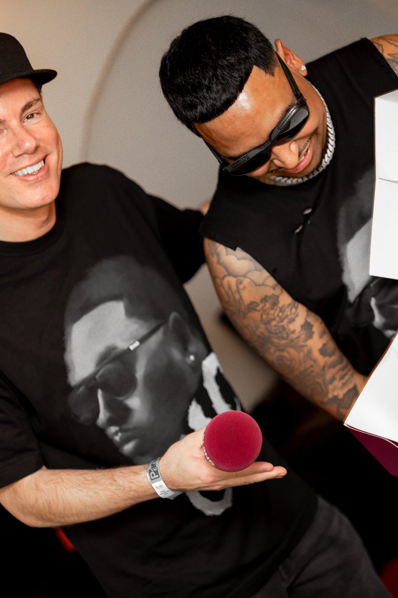 Gio houdt van taart! 🎂 We verrassen hem bij zijn uitverkochte concert <a href="/ParadisoAdam/">Paradiso Amsterdam</a> <a href="/GIOMUSICNL/">GIO</a> 

🎞️ instagram.com/reel/DHTm8nht9…