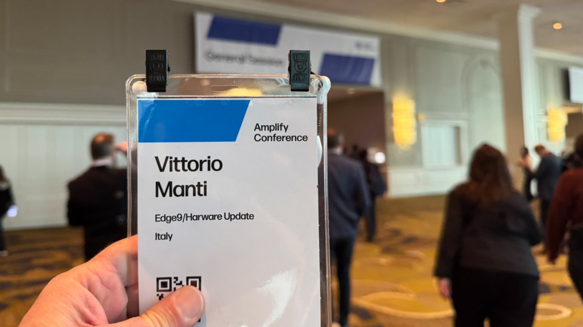 hwupgrade's tweet photo. Siamo stati a Nashville per assistere alla conferenza Amplify 2025 di @HP 🇺🇸

Qui l'azienda ha svelato le novità della sua line-up: oltre ai modelli aziendali (EliteBook, EliteDesk ed EliteStudio), arrivano anche i nuovi OmniBook e OMEN e l'assistente AI Companion 🧠 #HPAmplify https://t.co/xD7kG7kV4L