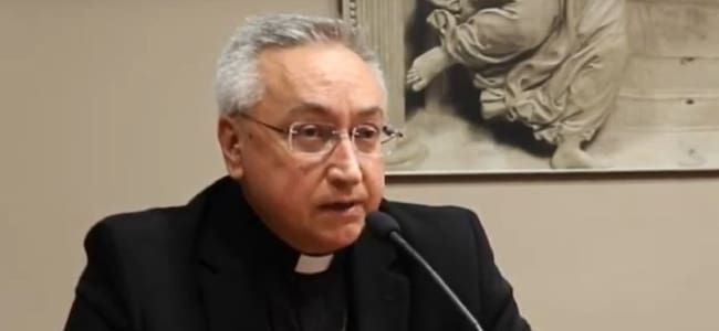 El obispo de Jerez descarta procesiones extraordinarias para el Año Jubilar 2025 y aboga por respetar el calendario litúrgico