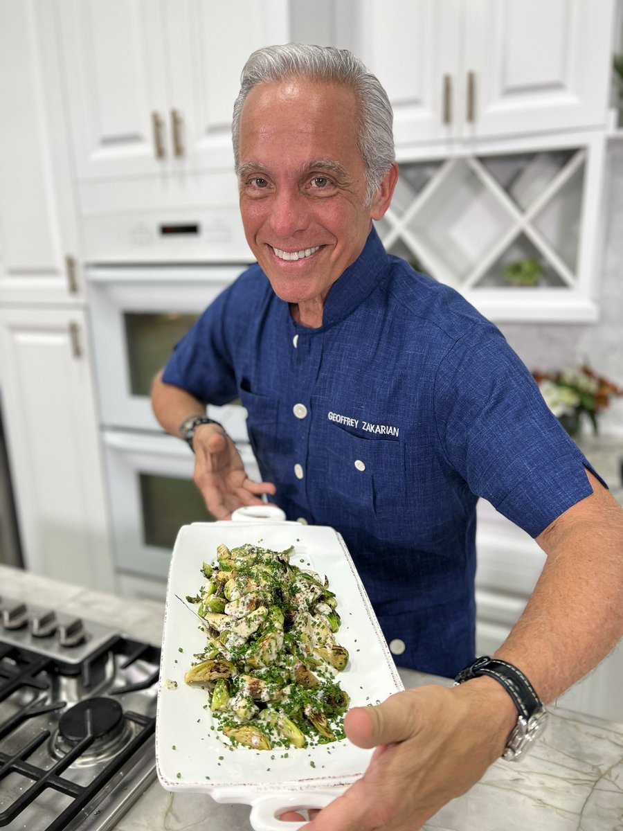 gzchef's tweet image. Fried #BrusselsSprouts with Creamy Mustard
and Cider Dressing - Full Recipe:

2/3 cup creme fraiche
1/3 cup whole-grain mustard
2 tablespoons cider vinegar
1 tablespoon honey
Kosher salt and freshly cracked black pepper
1/2 cup canola oil
4 cups sliced Brussels sprouts (quartered