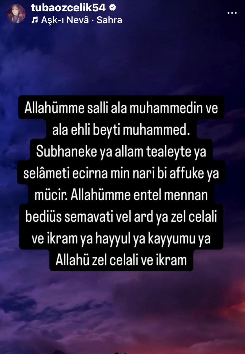 Münir Derman Hocamdan öğrendiğimiz o büyük sır . özellikle bu hafta bayrama kadar her gece her an her dakika dilinizde olsun benden söylemesi 🌙🌹 mümkünse ABDESTLİ 🌸 ister türkçe meal ister yukarıdaki şekilde okuyabilirsiniz ( SAYI YOK ) sadece ALLAH rızası için okuyacağız