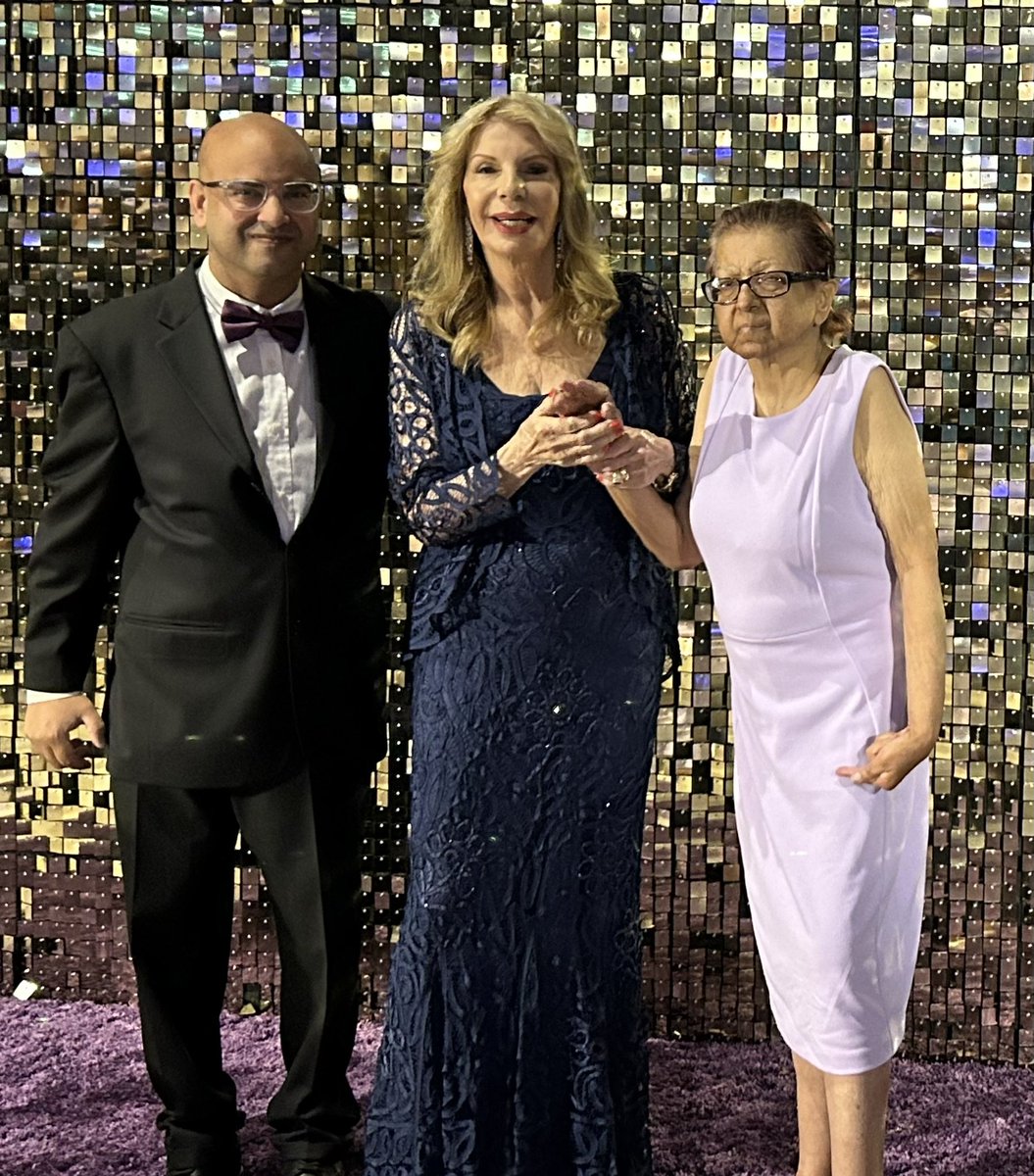 For my birthday, I am fundraising for Alzheimer’s Association

There have been several advancements &amp; we continue to cause a disruption to this awful disease.

We share Princess Yasmin Aga Khan vision of a world without Alzheimer’s 💜 

Donate 🔗 e.givesmart.com/events/EyC/c/:…

#endalz