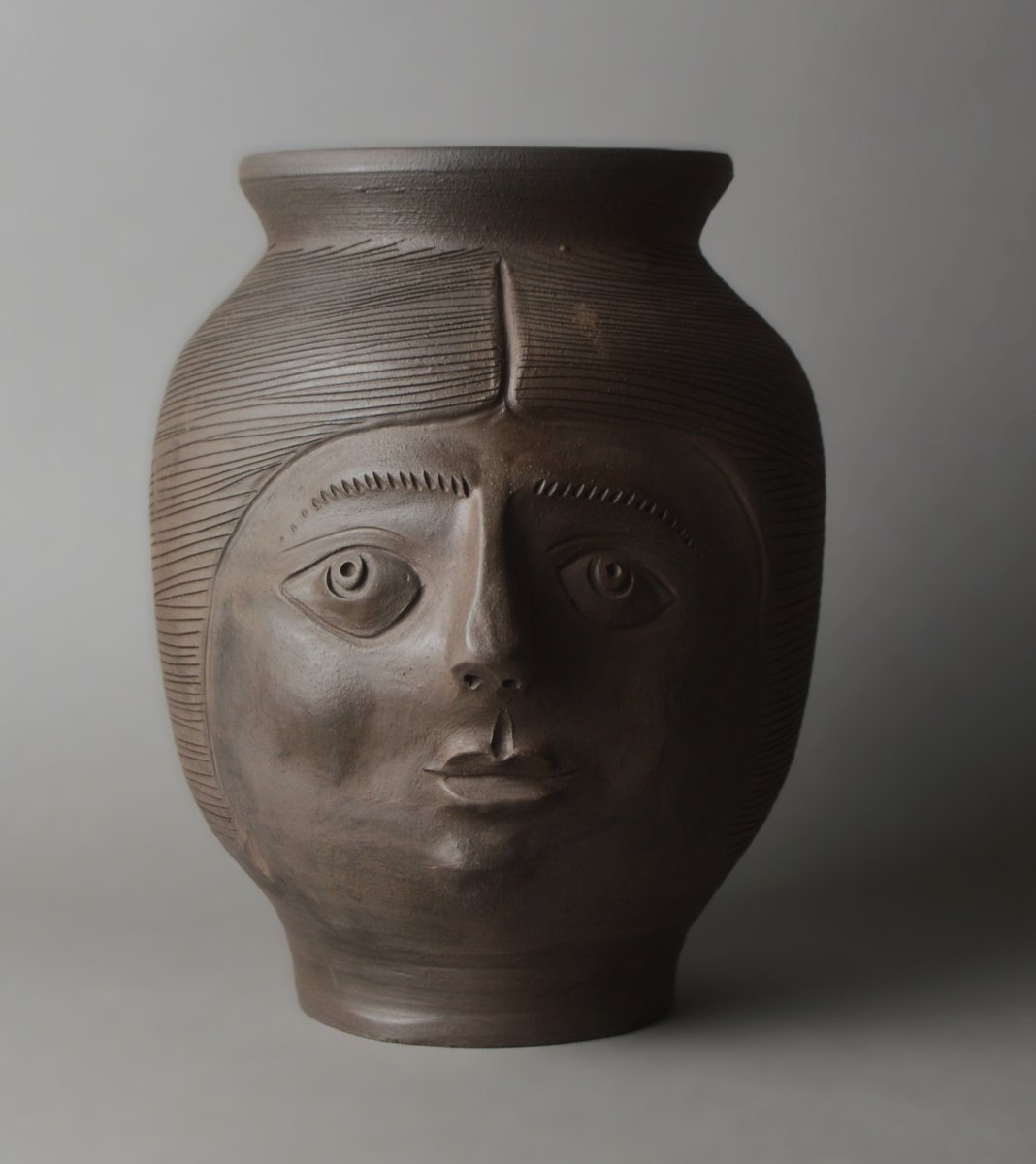 Julia Domna, hailed as "Mother of Philosophers" &amp; "Mother of the Camps," was a political &amp; cultural force in Rome.

Own a handcrafted replica of the Julia Domna Head Pot, inspired by the original in York Museum. ✨

🛒 Shop now: 👉 potted-history.co.uk/products/julia…