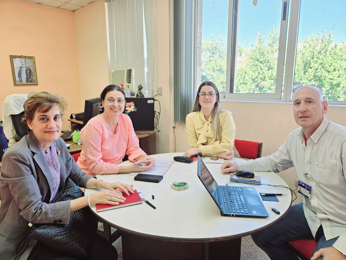En <a href="/CubaMES/">MES</a>  en una sesión de trabajo metodológico que tributa al perfeccionamiento de los procesos sustantivos de nuestra ##UniversidadDelPCC, sobre todo profundizamos elementos que fortalecen la Especialidad en Comunicación Política.