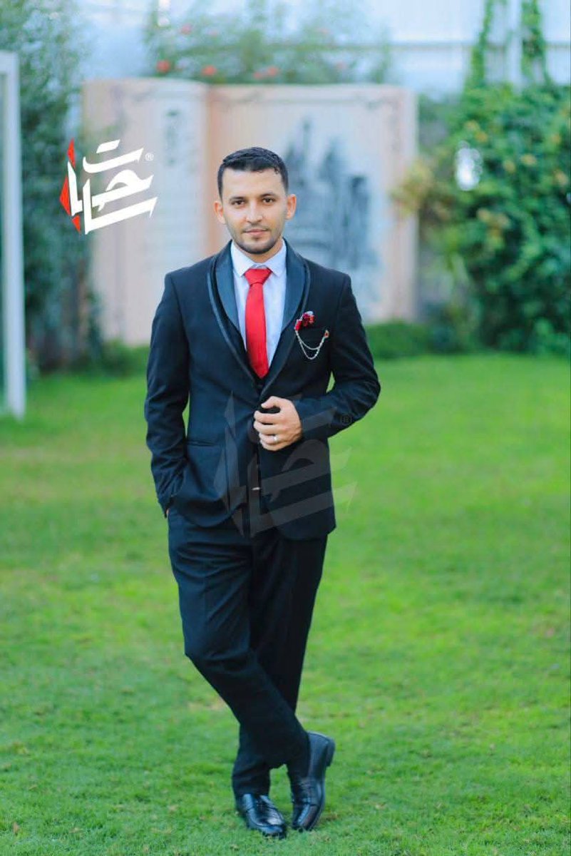 ابو حمزه له خپلې مېرمنې او څلورو اولادونو سره یو ځای ونړېدل..😭