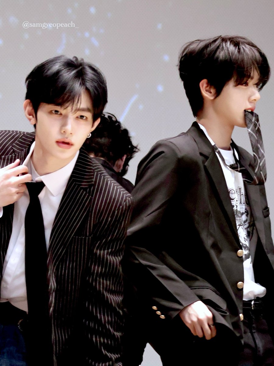 난 선생이고 넌 학생이야