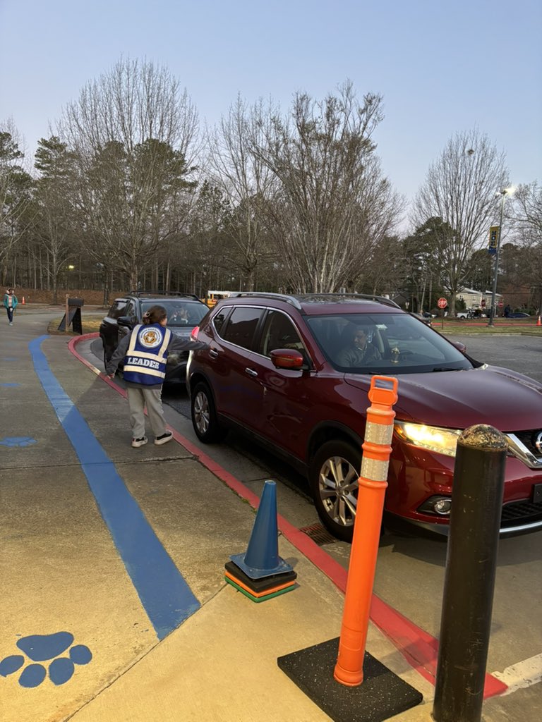 ClowerMOE tweet media