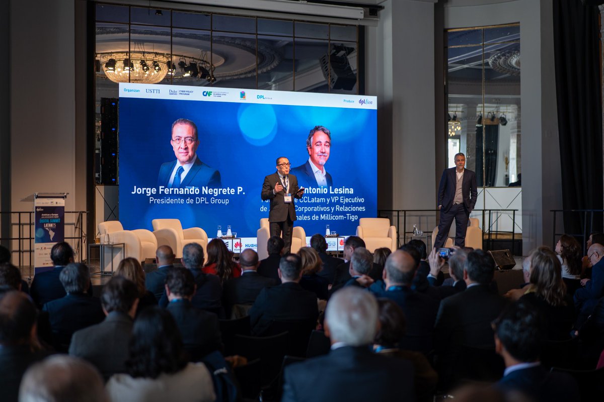 ✨ Digital Summit Latam 25: Un gran éxito con la producción audiovisual de AgoraNews. Una experiencia inolvidable con su gestión integral de eventos y tecnología de punta. 🚀 
#producciónaudiovisual #agoranews #eventos #tecnología #digitalsummitlatam25