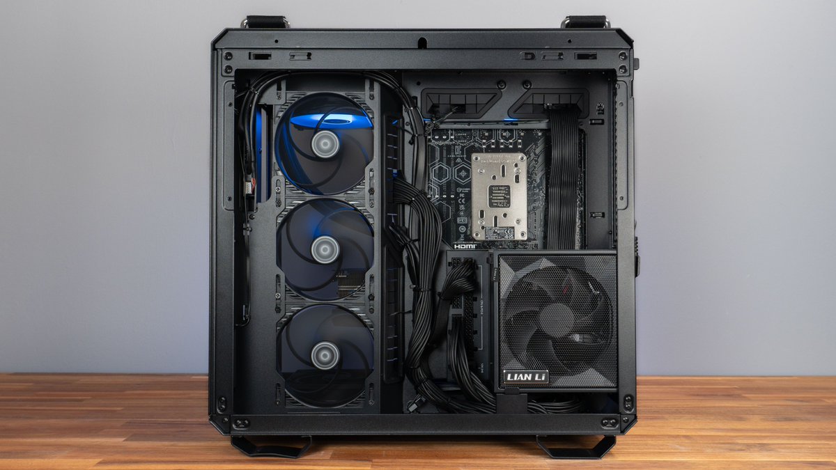 Monsieur PC tweet media