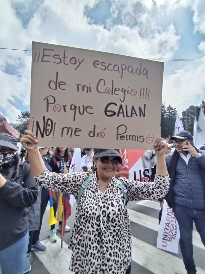 HumoConsiente's tweet image. Tienes que ser uno miserable 
Ya tiene la vida asegurada 
@CarlosFGalan @juanbaenam