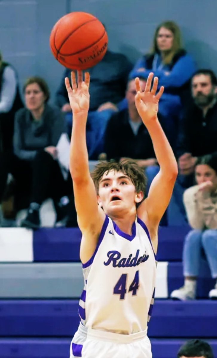 <a href="/BradenAprill44/">Braden Aprill</a> 
Unanimous 1st Team All Conference
5th All Time Scorer at Kiel
#RaiderPride