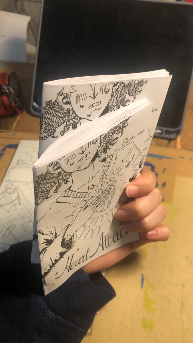 breaknina's tweet image. Salut salut si jamais des gens sont intéressés je vends un petit fanzine de 8 pages avec un poster A3 inclus sur le verso des pages
Le prix et de 4€ ça vous dit, bisou 
Paiement paypal 
Partagez si ça vous dit