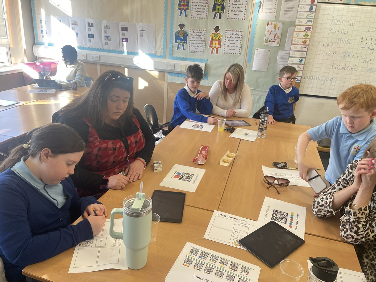 Mrs Hamilton tweet media