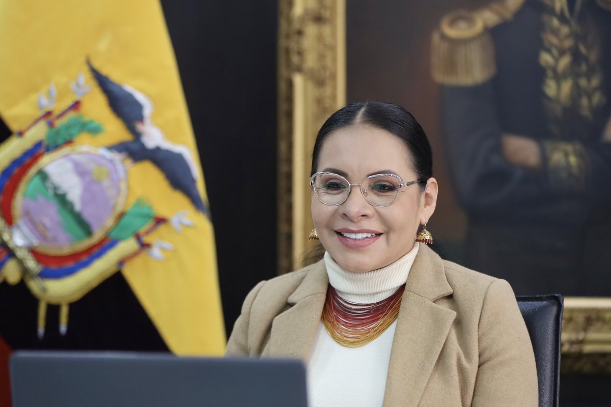 DianaAtamaint's tweet photo. AHORA | Les invito a seguir el desarrollo de la Sesión Ordinaria No. 0️⃣1️⃣8️⃣ del #PlenoCNE, instalada a través de medios telemáticos ➡️🔗 https://t.co/MGgCLE4Rh7 https://t.co/oZYYNU47bF