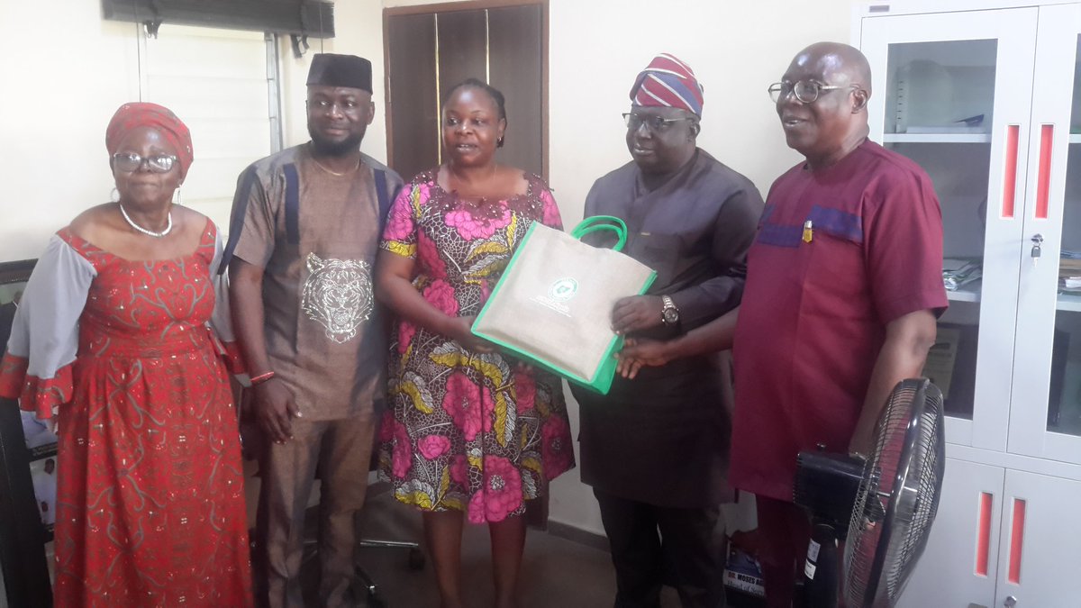 cssunnbenue's tweet photo. Wednesday March 12th, 2025, @CS_SUNN with support from @UNICEF  hosted a Breakfast Meeting with Key stakeholders and Political Office Holders in Benue State @benuestategovt on the Adoption of Child Nutrition Fund (CNF) and the implementation of the Six Month Paid Maternity Leave. https://t.co/0FylzFBfot