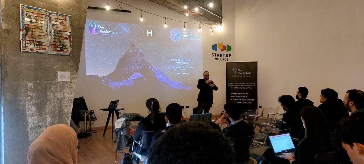 The_Hashgraph's tweet photo. The @DarBlockchain &amp; @The_Hashgraph Academic Program is making an impact:

✅ 5K+ learners
✅ 1.2K+ certified pros
✅ 2 hackathons
✅ 44 projects built

With participants from 12+ countries &amp; 50+ universities, the future of Web3 is here!

#Blockchain #Web3 #Innovation #Hedera https://t.co/KoCqnvnxHp