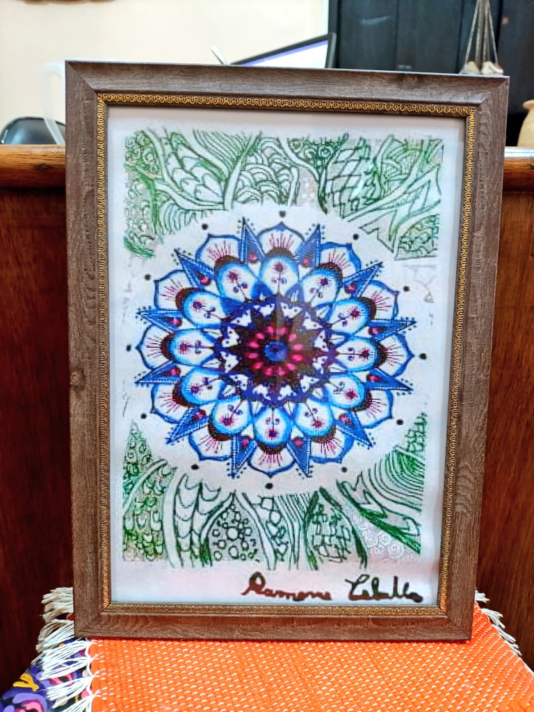 marablavi's tweet photo. Mandalas pintadas por mi madre - Ña Ramona Caballero. https://t.co/oylU0pXgAS