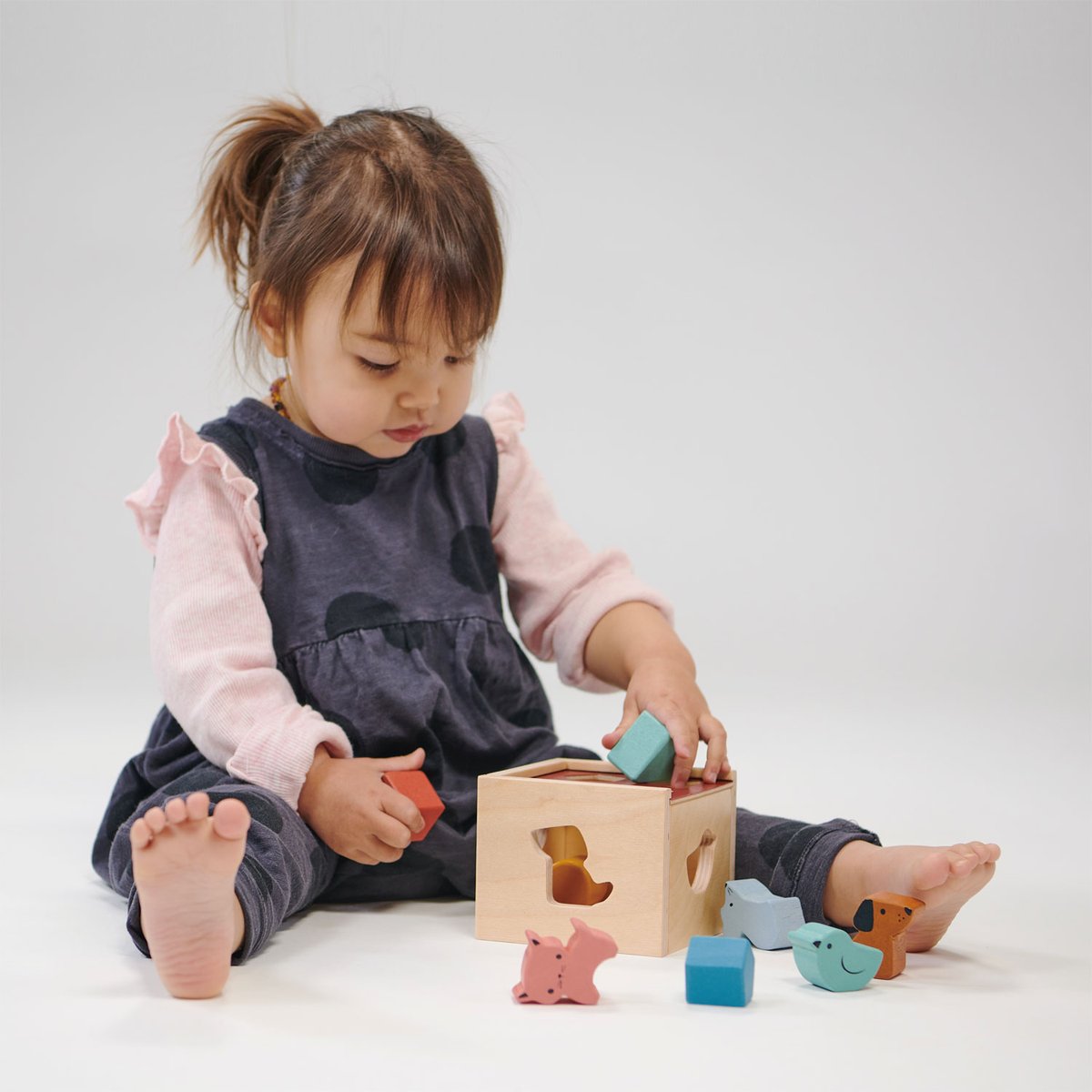There is so much to say and do about the Mentari Shape Sorting Cube.
Made with sustainable wood from Indonesia and design in the UK with stylish colours, to sort, stack, store, slide, shake, smile and lots more.
#indonesia 
#woodentoys
#education 
#toddlers